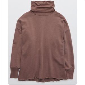 AERIE Fleece Turtleneck / Size M / Relic Color